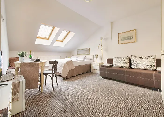 Hotel Anette 3*