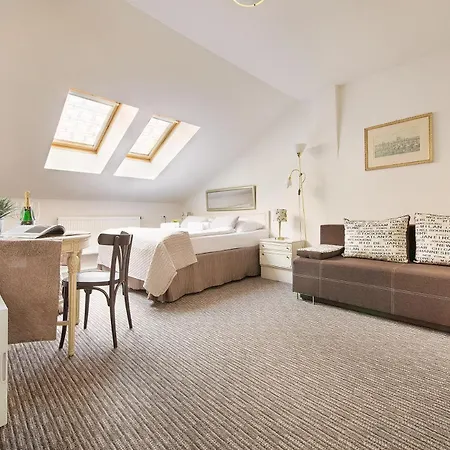 Hotel Anette 3*