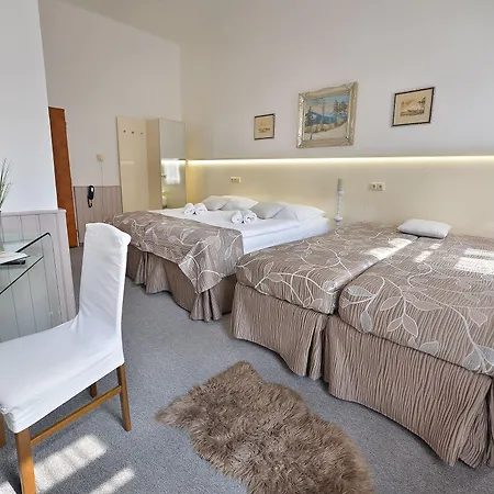 Anette Hotel 3*