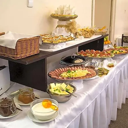 Anette Hotel 3*