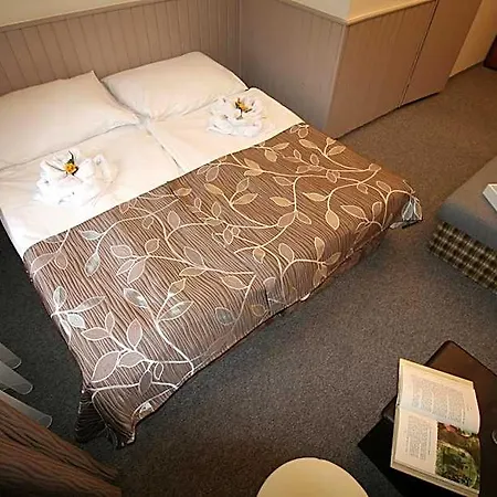 Anette Hotel