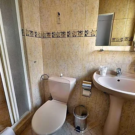 Anette Hotel 3*