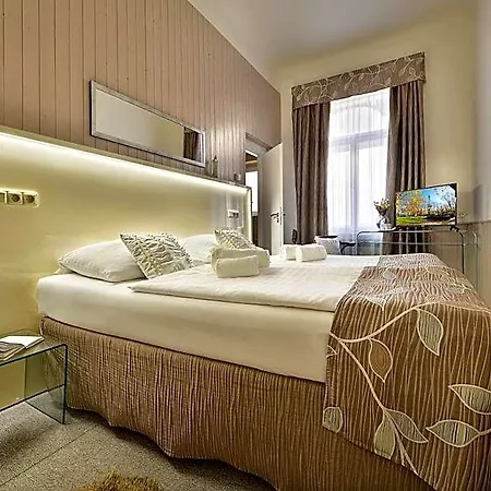Anette Hotel