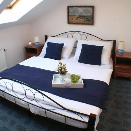Anette Hotel 3*