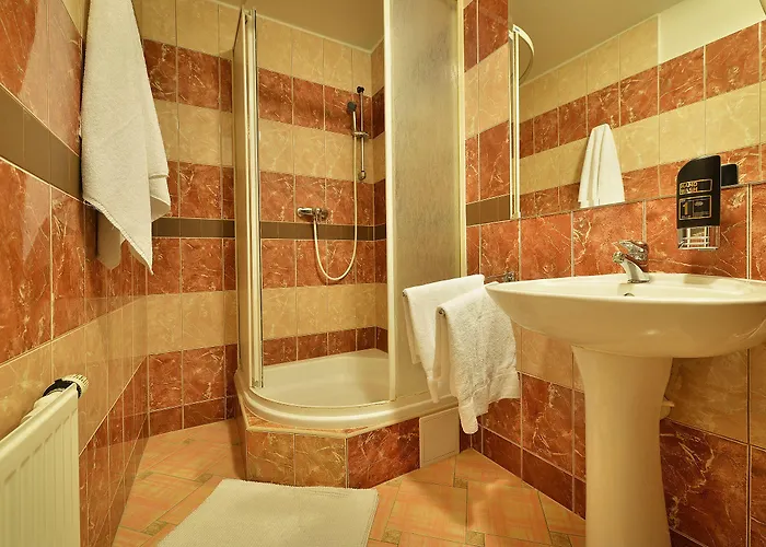 Hotell Anette 3*