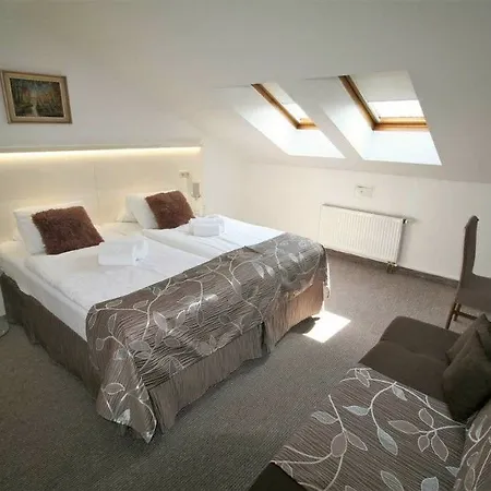 Anette 3* Prague